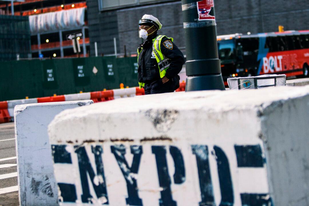 More States Requiring Travelers From New York to Enter 2-Week Isolation