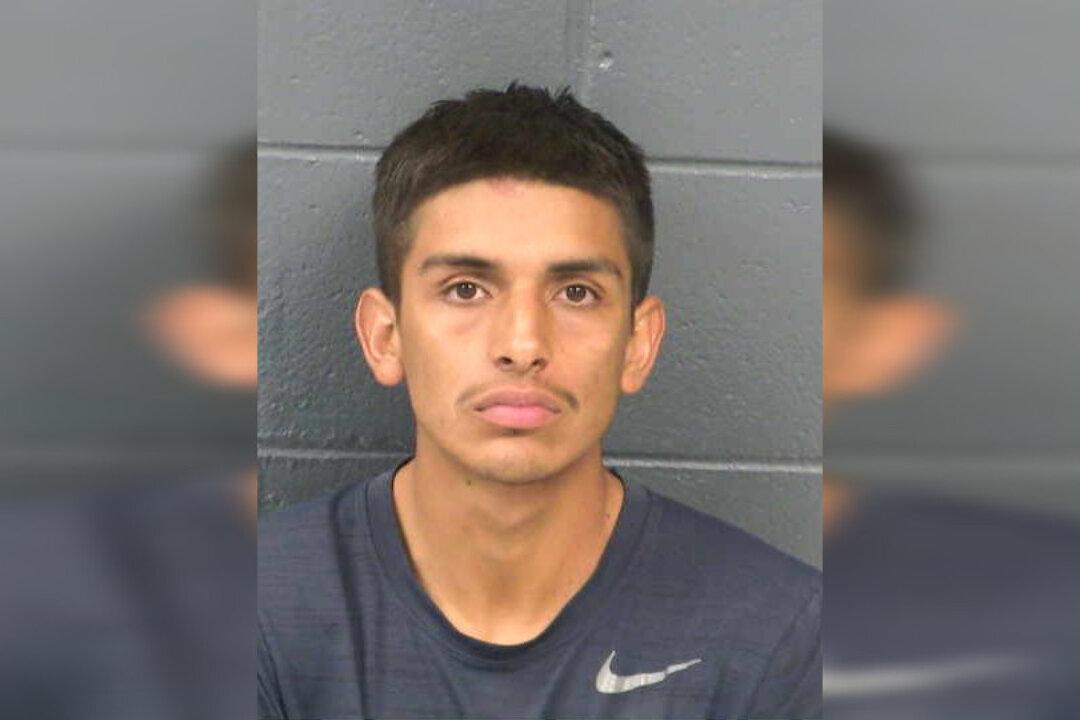 Deputies: Teen Wrestling Champ Stops Kidnapping of Children
