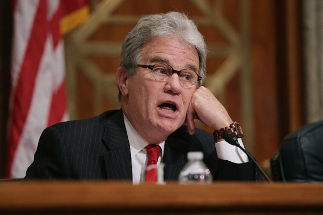 Former Sen. Tom Coburn Passes Away After 7-Year Battle With Cancer