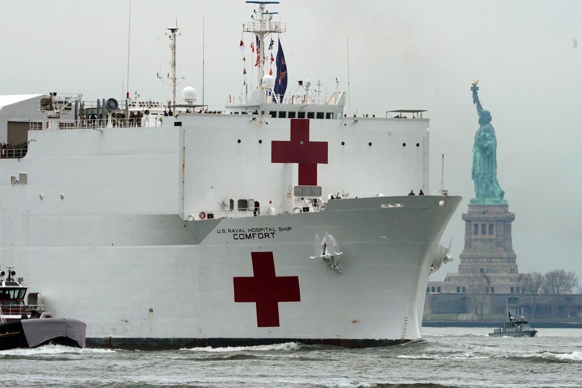 1,000-Bed Hospital Ship USNS Comfort Arrives in New York City