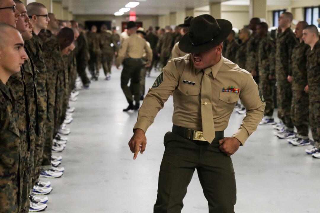 Marines Shut Famed Boot Camp to New Recruits After CCP Virus Cases