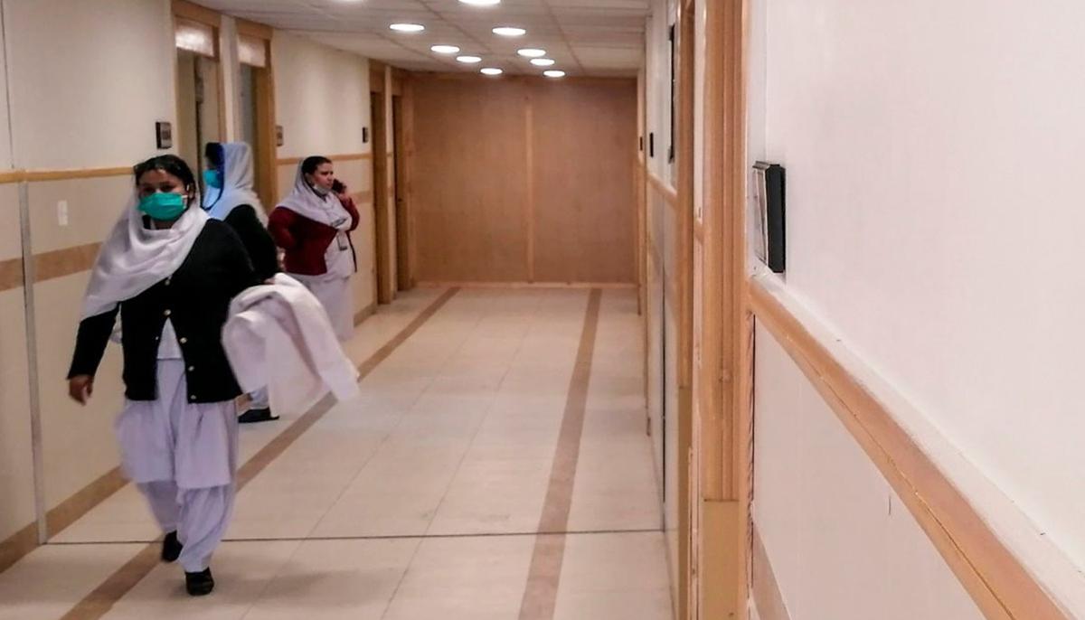 26-Year-Old Pakistani Doctor on the Frontlines Hailed as Hero After Losing Life to CCP Virus