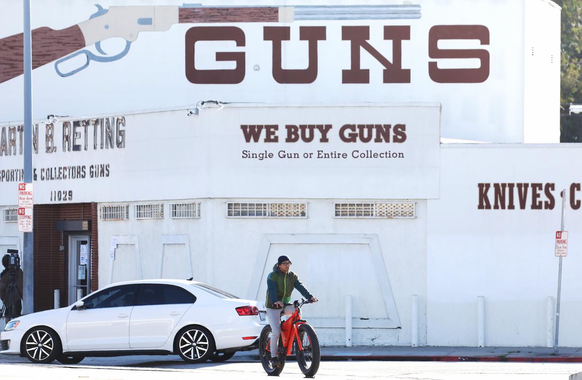 LA County, New Jersey to Let Gun Stores Remain Open During Pandemic