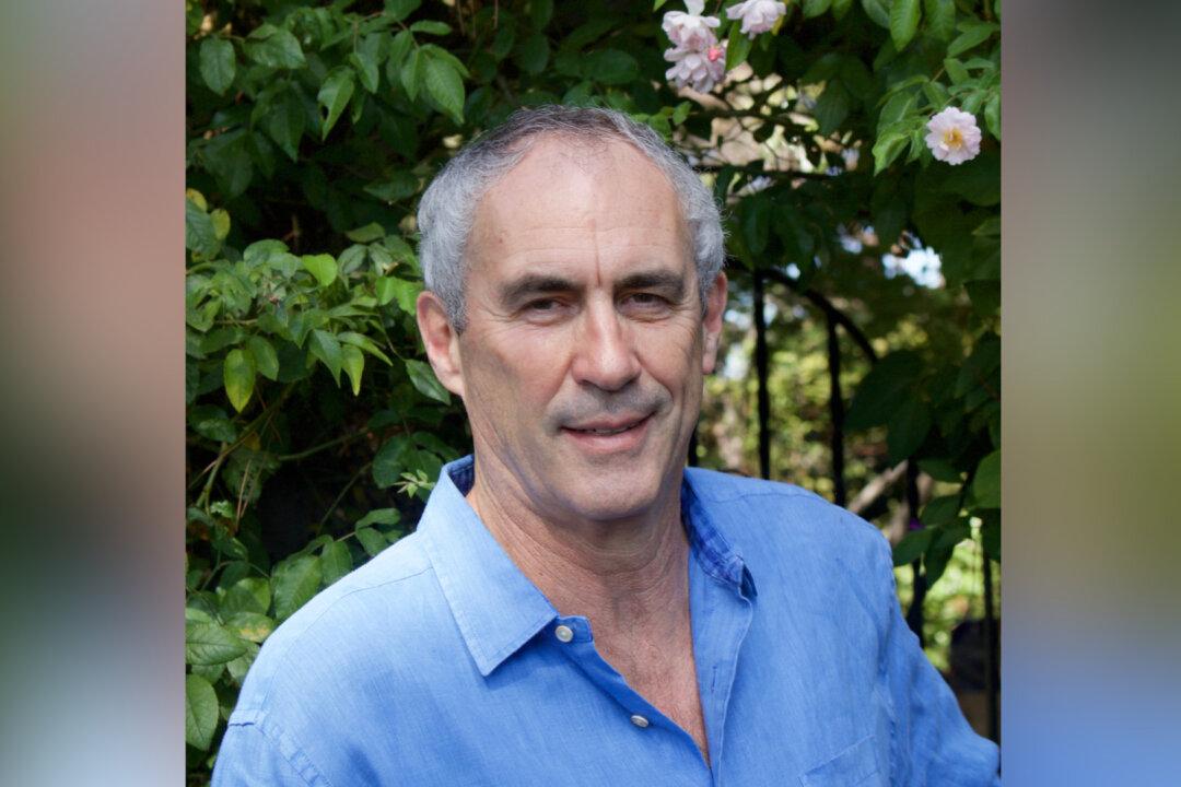 Doctor Recovers From COVID-19: ‘I Feel Free’