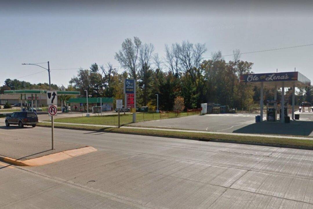 Wisconsin Station Selling Gas for 95 Cents per Gallon Amid Pandemic