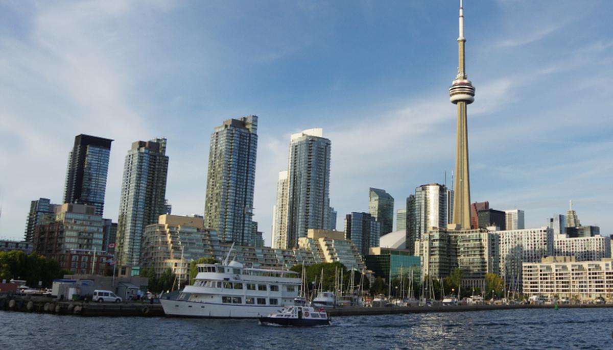 Landlord Waives Rent for 36 Tenants: ‘I Really Don’t Care About Money Now, I Care About You’