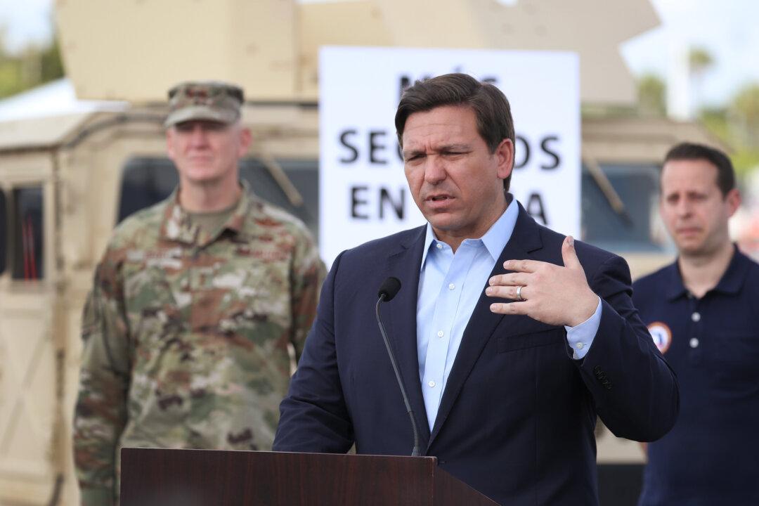 Florida Governor Orders a Million Doses of Hydroxychloroquine