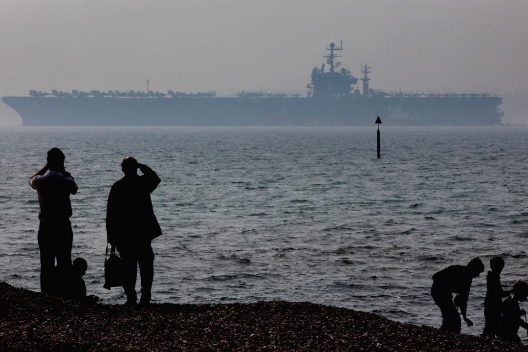 Nearly 3,000 Sailors to Leave Carrier Amid CCP Virus Outbreak