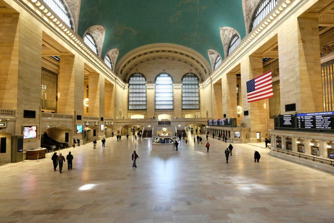 Social Distancing May Be Necessary Until 2022 if No Vaccine Found: Harvard Study