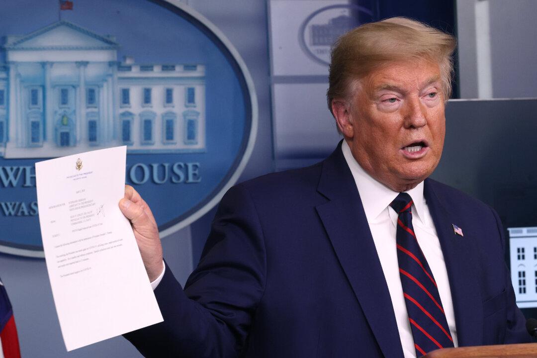 Trump to Announce Free Virus Treatment for Americans Without Insurance