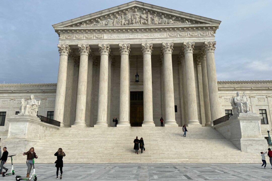 California Church Asks Supreme Court to Block Lockdown Measure Barring In-Person Services