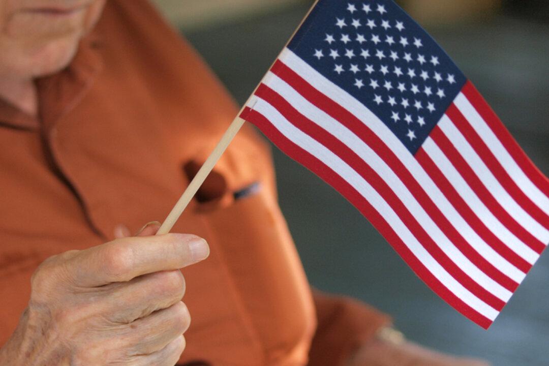 WWII Veteran Beats COVID-19, Celebrates 104th Birthday: ‘I Made It’