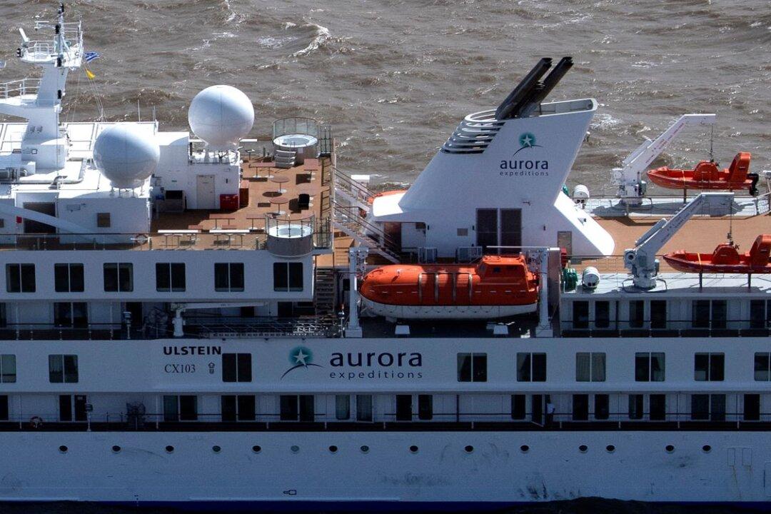 Humanitarian Flight Underway for Stranded Australians on CCP Virus Ship