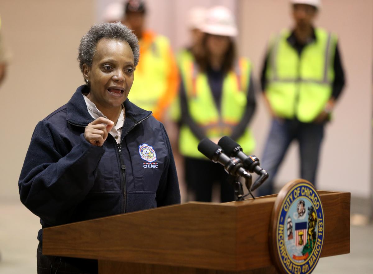 Chicago Mayor Pleads With Walmart, Other Retailers to Not Abandon City After Unrest