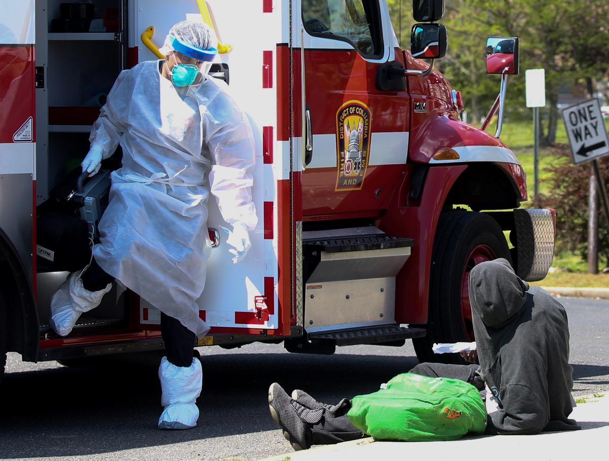 Bipartisan Senators Introduce Legislation to Enhance Benefits for First Responders