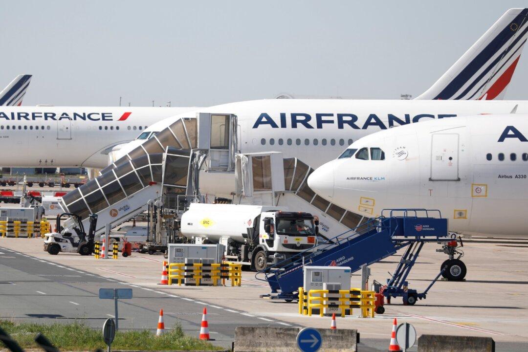 Air France Flight From Chad Searched After Bomb Threat