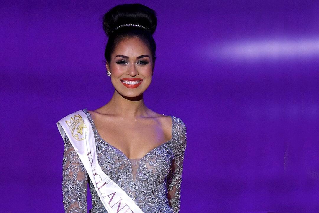 Reigning Miss England, Bhasha Mukherjee, Returns to Work As an NHS Doctor Amid Pandemic