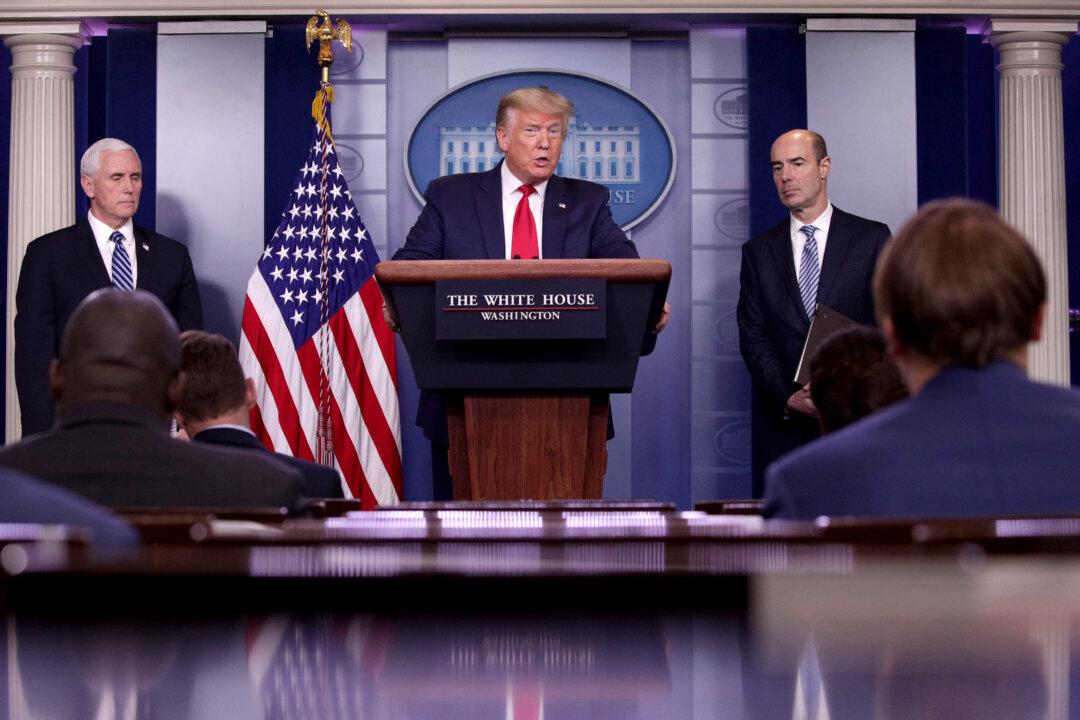 Trump Says He Is Speeding Help to Farmers Hurt by CCP Virus Dislocation