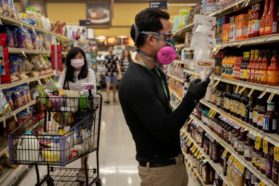 Instacart Hired 300,000 Workers in a Month and Plans to Hire 250,000 More