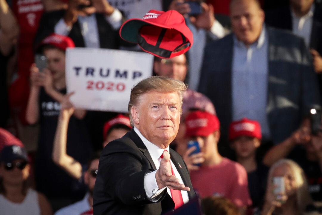 Economic Recovery Key to Trump Reelection in November, Strategists Say
