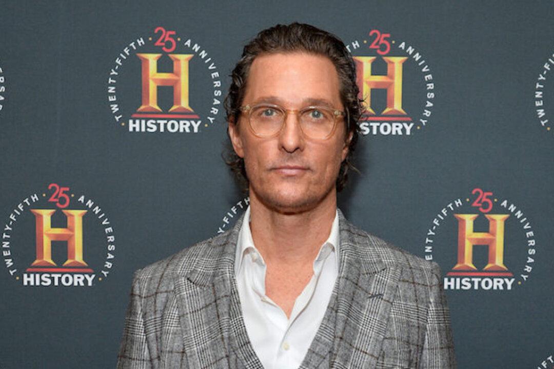 Actor Matthew McConaughey Says He Opposes COVID-19 Vaccine Mandates for Children, Needs ‘More Information’ About Shots