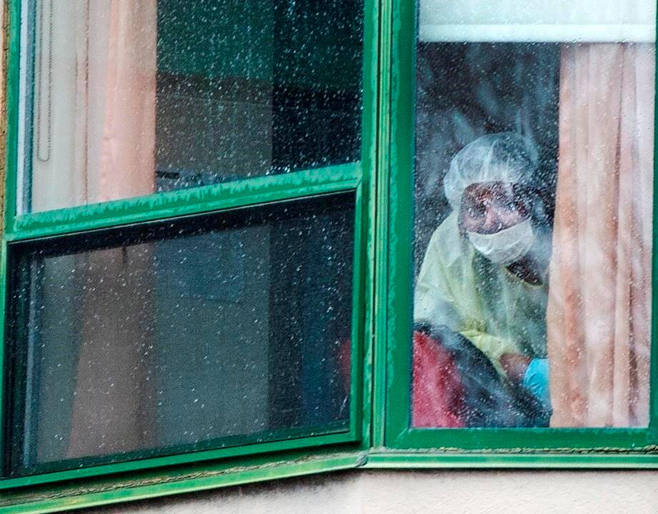 More Than 90% of COVID-19 Canadian Deaths Are From Those Over Age 60