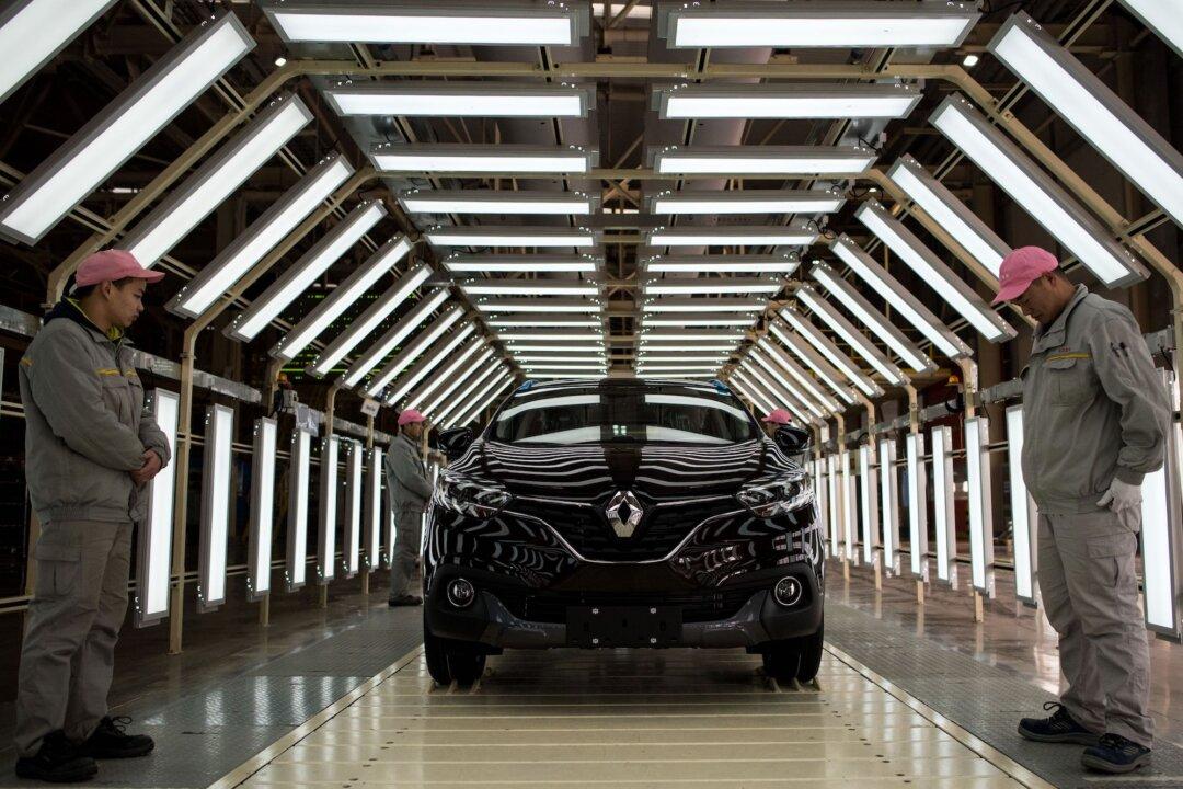 Renault Exits Main China Venture Amid Weak Sales, Virus Woes