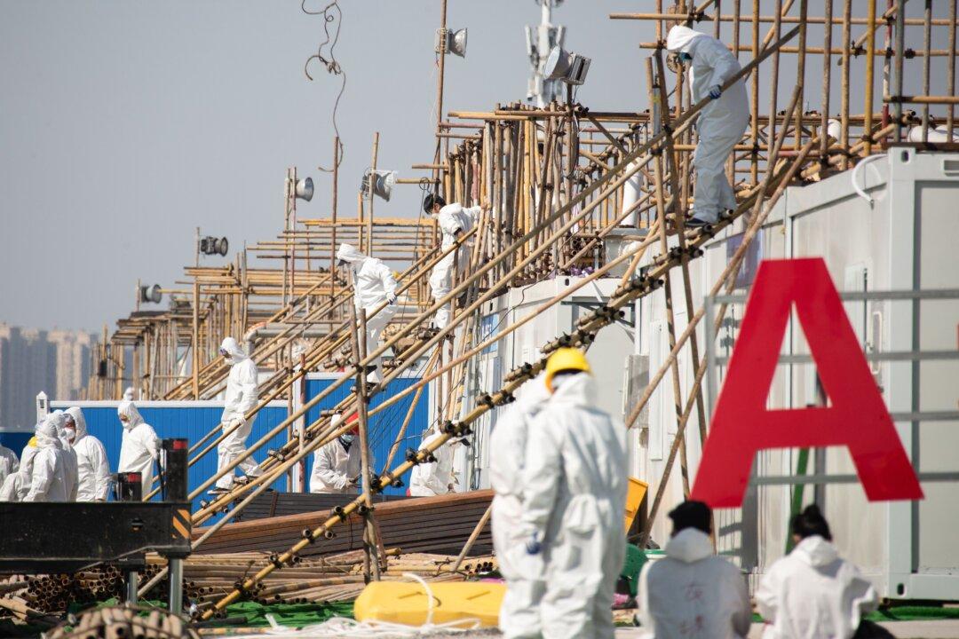 Worker Who Built Wuhan Field Hospital: We Are Isolated, Treated ‘Like Prisoners’