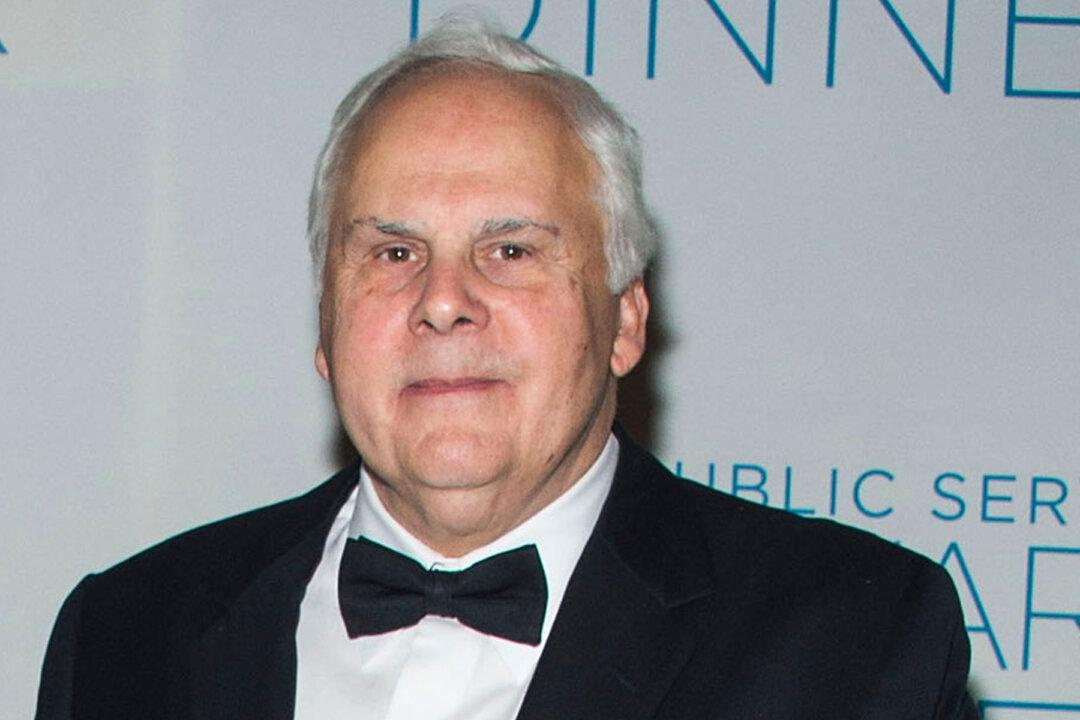 FedEx CEO Takes 91 Percent Pay Reduction for 6 Months to Help Company Amid CCP Virus