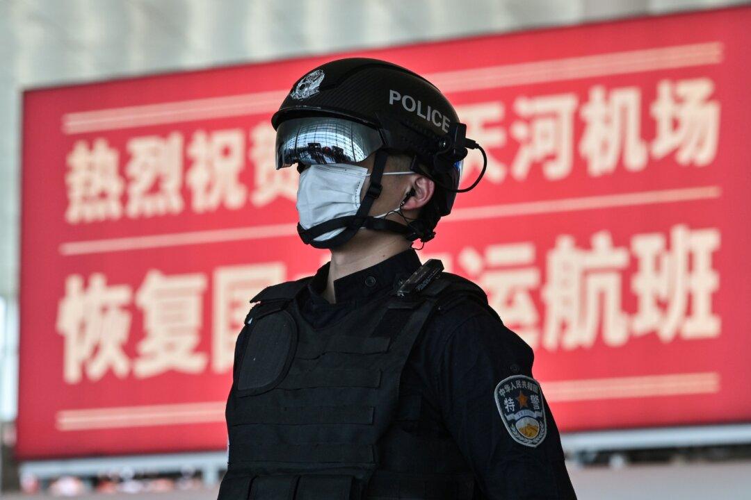Despite Knowing Severity of Outbreak, Beijing Hid Information From Public for 6 Days: Report