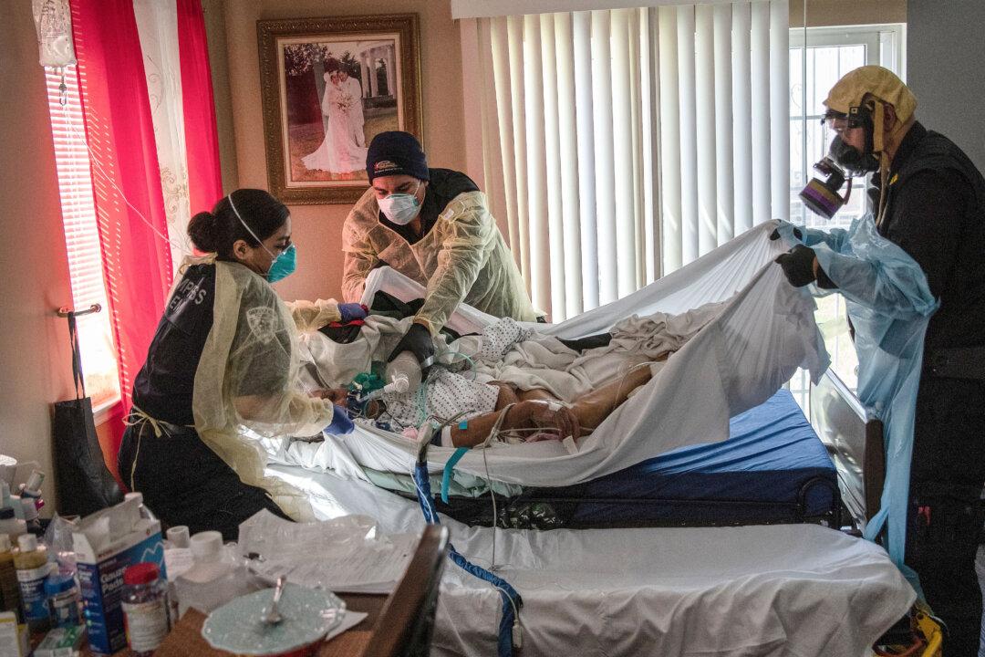 HHS Says Elderly and Disabled Pandemic Patients Have Equal Rights