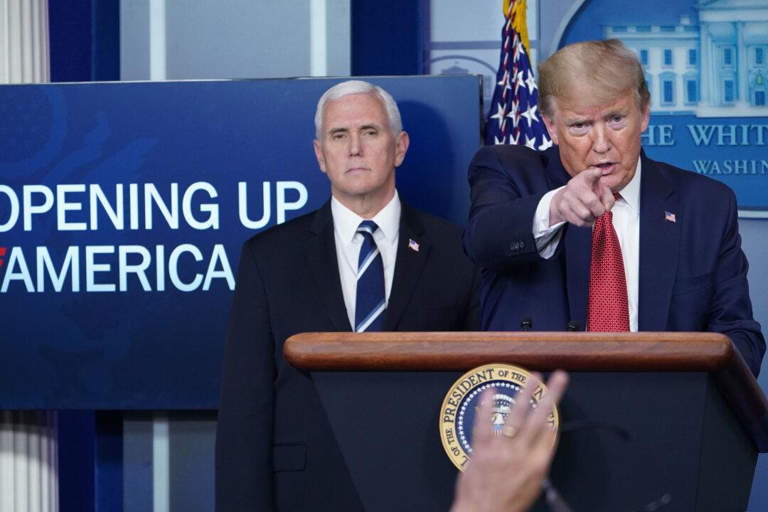 Trump Announces 3-Phase Guidelines for Governors to Reopen States