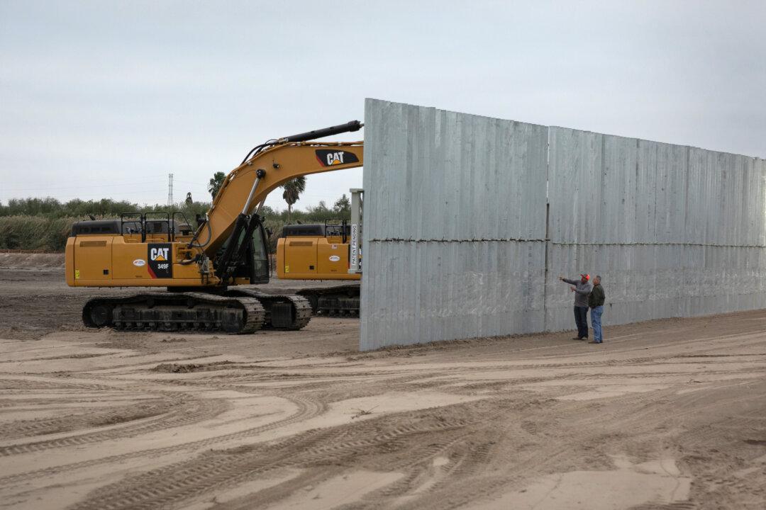 Democrats Are Asking the Trump Administration to Stop Border Wall Construction