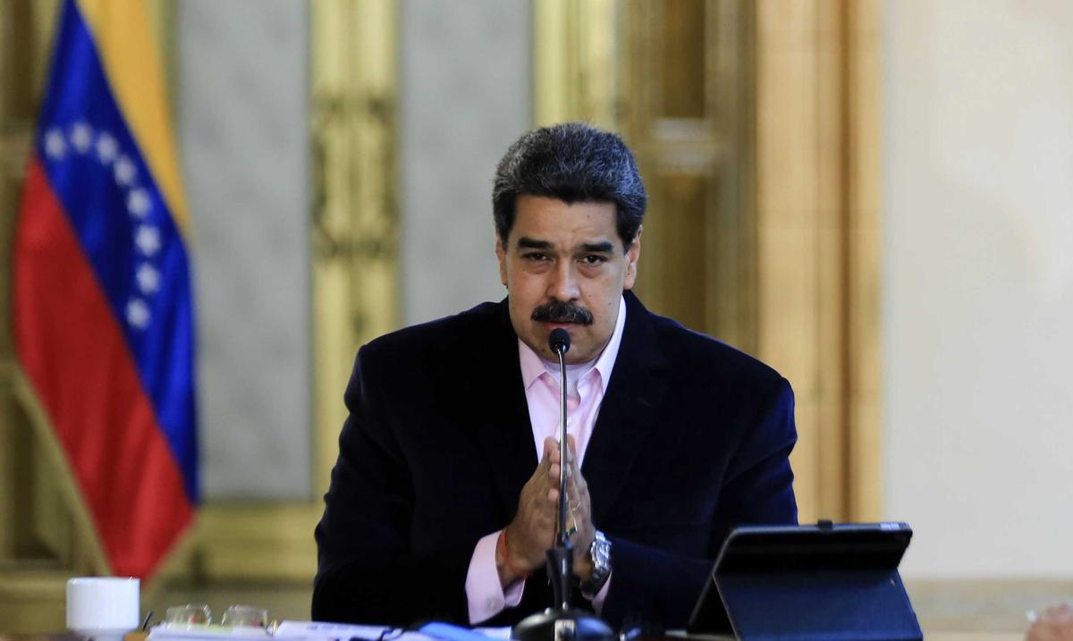 Venezuela’s Maduro Looted 9 Tons of Gold Bars, Shipped Them to Iran, Pompeo Says