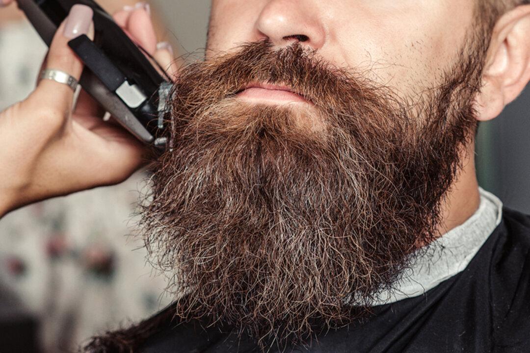 Man With ‘Grizzly Adams’ Beard Gets Huge Makeover on TV From Fashion Legend Tim Gunn