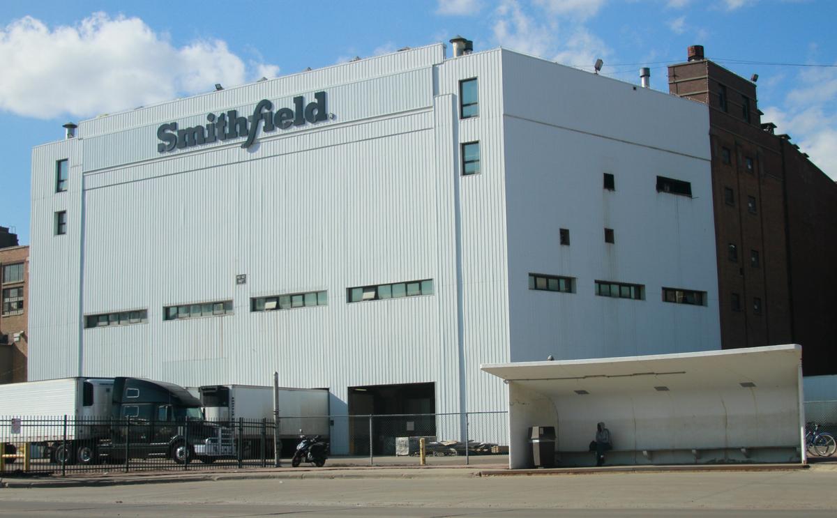 Positive COVID-19 Tests Among Workers Likely Won’t Lead to Food Recalls: FDA