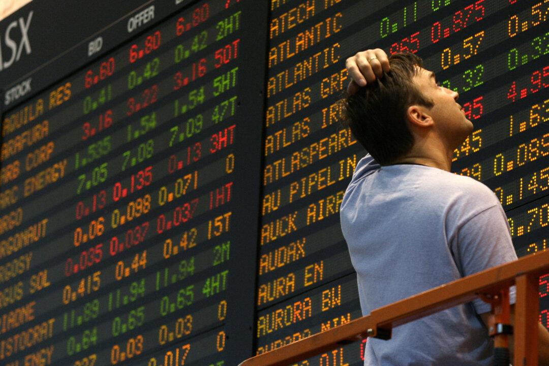 ASX Plunges 2.5 Percent as COVID-19 Cases Surge