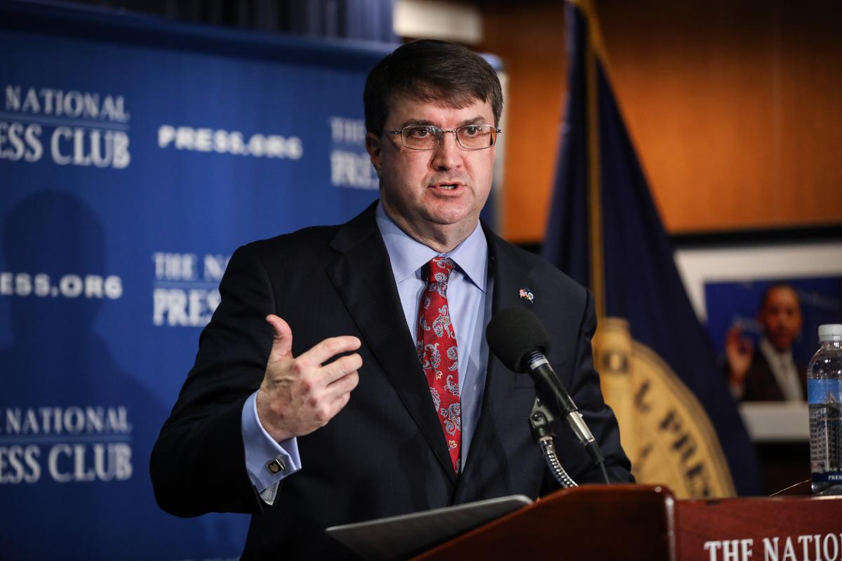 VA Chief: Hydroxychloroquine Has Been Working Against COVID-19