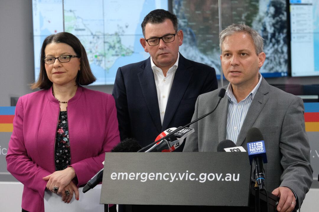 Victoria Government Gets Nations Medical Officers’ Backing on Lockdown