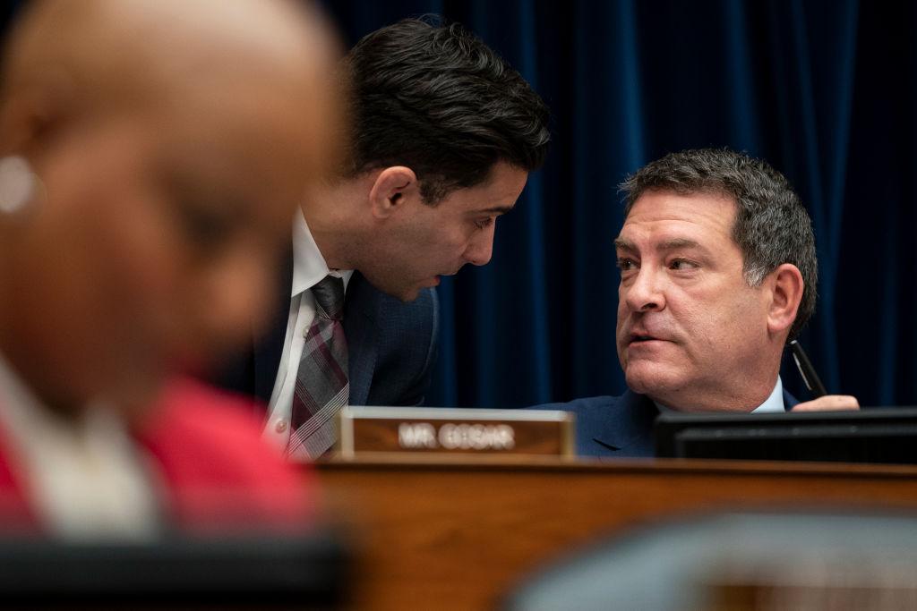 Boosting Hill Staff Pay Garners Support on Left and Right