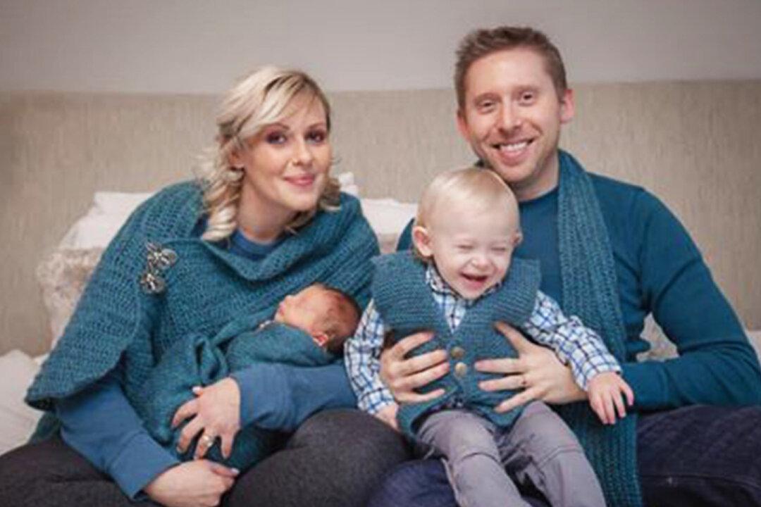 Michigan Toddler Beats CCP Virus After Battling 107-Degree Fever: ‘We Are Very Lucky’
