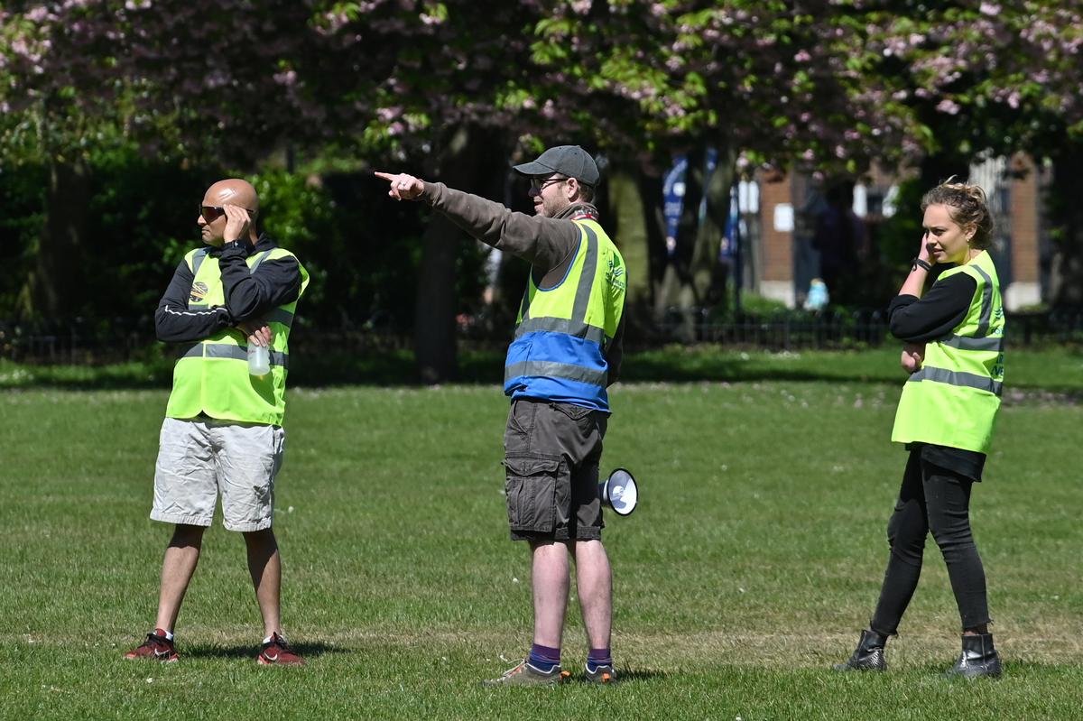 CCP Virus Hospital Deaths Pass 20,000 in UK