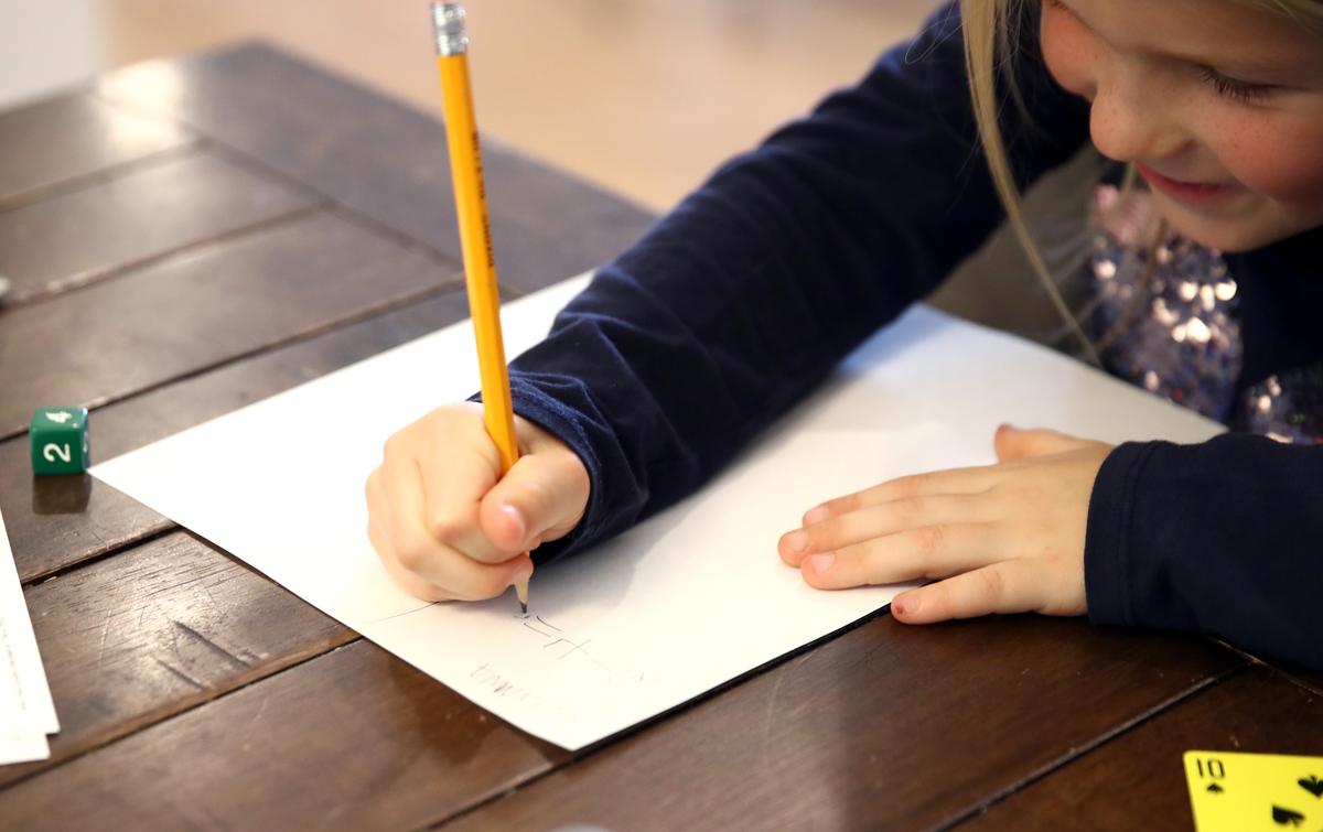 Report Finds No Evidence That Students Have Infected Teachers