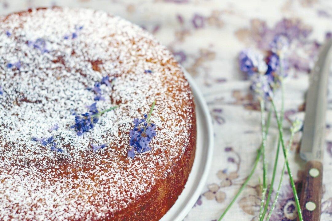 Lemon and Lavender Cake
