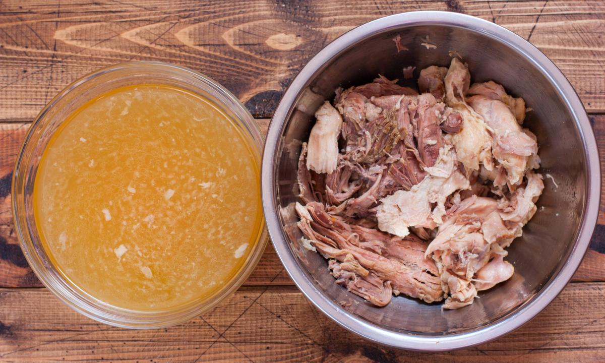 Slow Cooker Turkey Broth