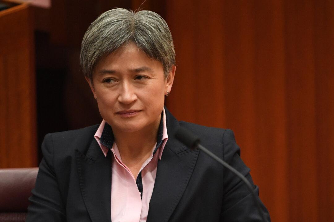 Senator Says Australian Politicians ‘Overreached’ on Foreign Policy But Supports China Virus Inquiry