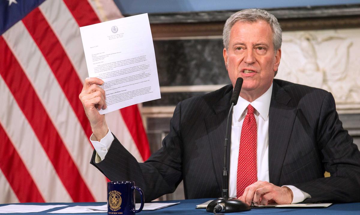 New York City Mayor Mulls Restricting Entry to Parks