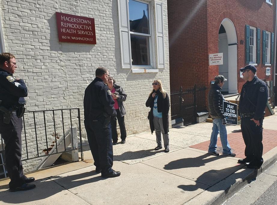 Abortion Protesters’ Right to Pray Outside Clinic Ensured by Threat of Litigation