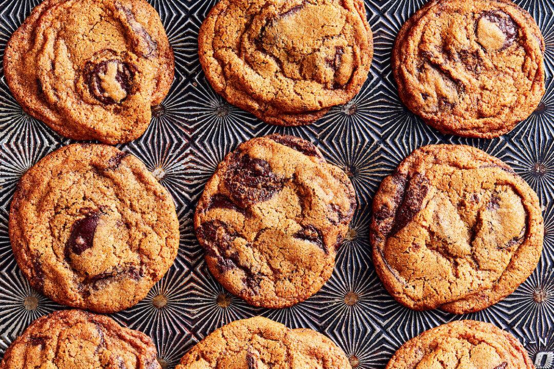 Whole-Grain Chocolate Chip Cookies