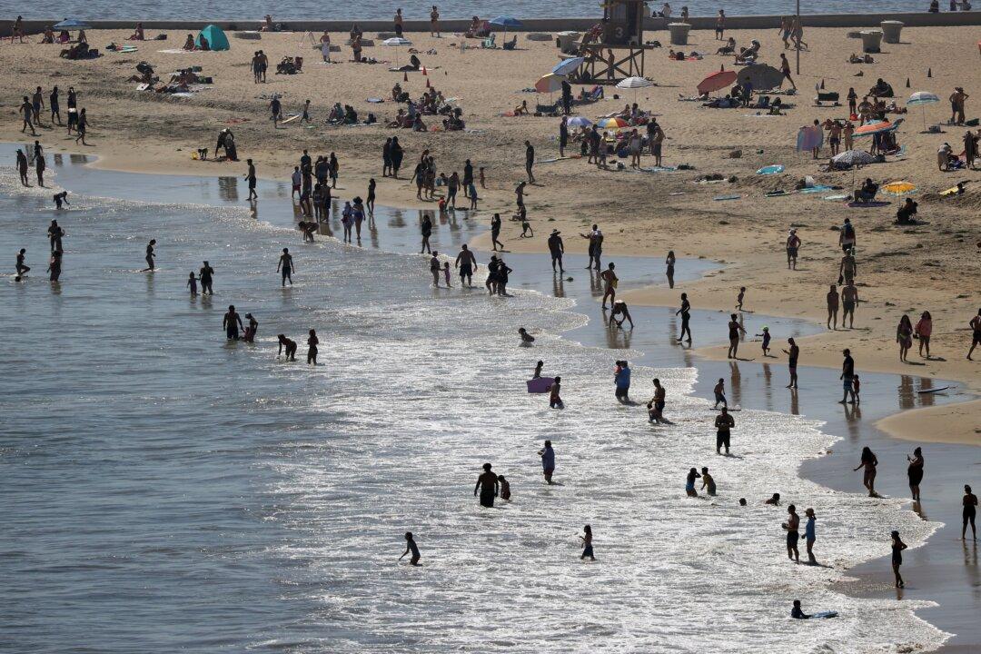 Newport Beach City Council Votes Against Proposal to Close the City’s Beaches
